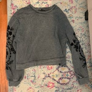 ZARA Grey Floral Lightweight Sweater (small)